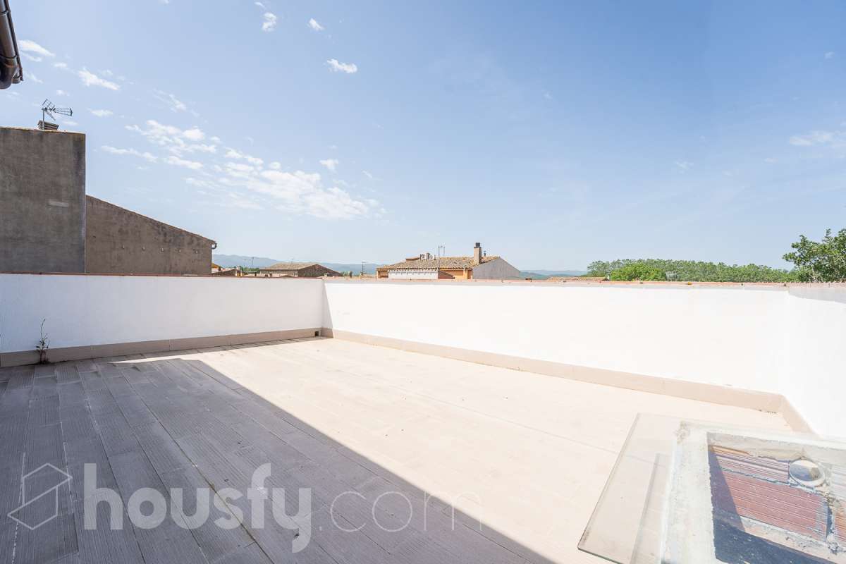 Edificio en venta en Avinguda Prat de la Riba, La Bisbal d'Empordà