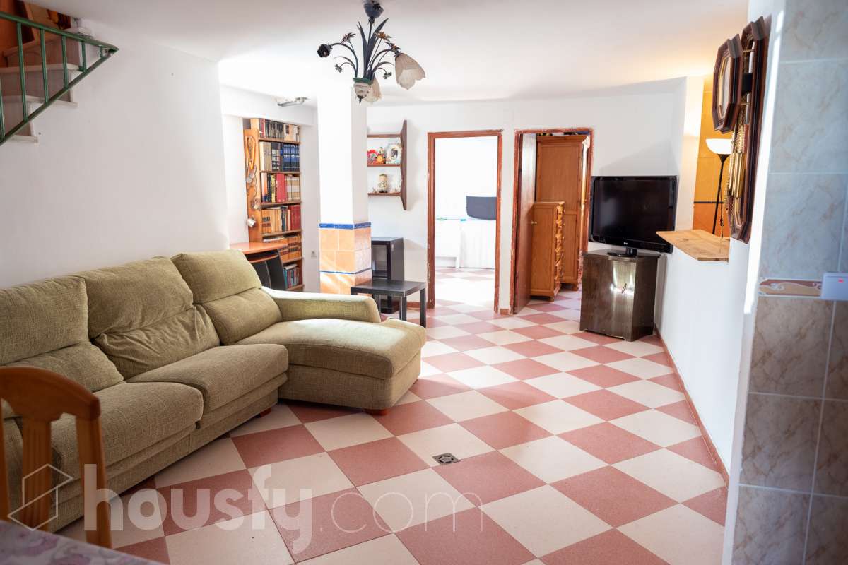 Casa en venta en Calle de la Escultura, Casco Antiguo, Mairena del Aljarafe