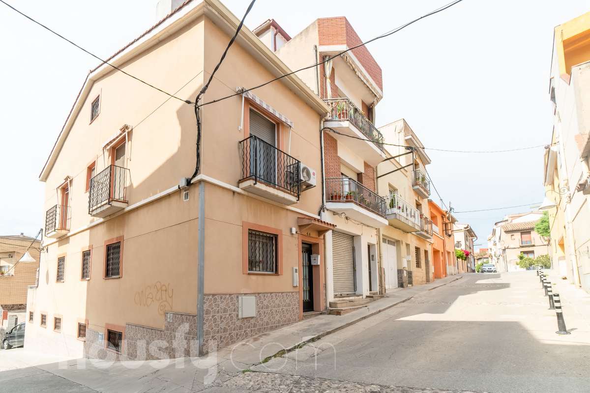 Casa en venta en Carrer Duc de Tetuan, Centre, Ripollet