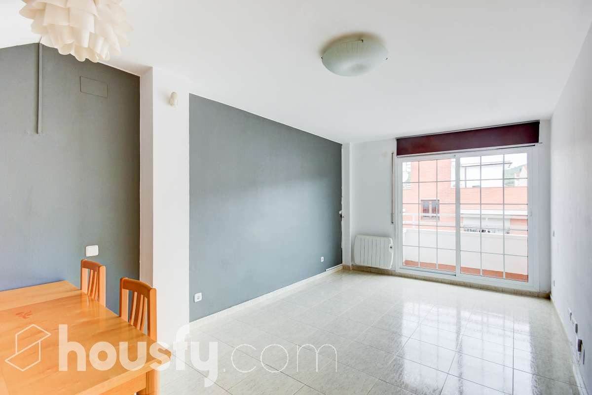 Duplex en alquiler en Carrer Riu Ter, Can Tintorer - Can Pere Boir - Can Tries, Gavà