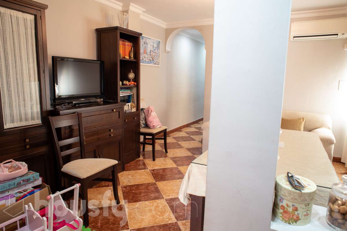 Piso en venta en Calle Dolores Montalbo, Lora del Río