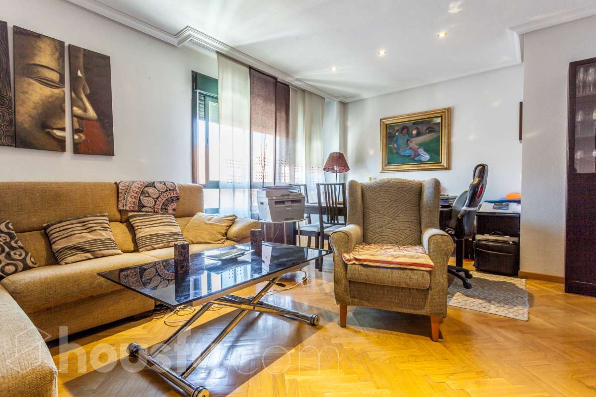 Duplex en venta en Calle de Fuendetodos, El Arroyo - La Fuente, Fuenlabrada