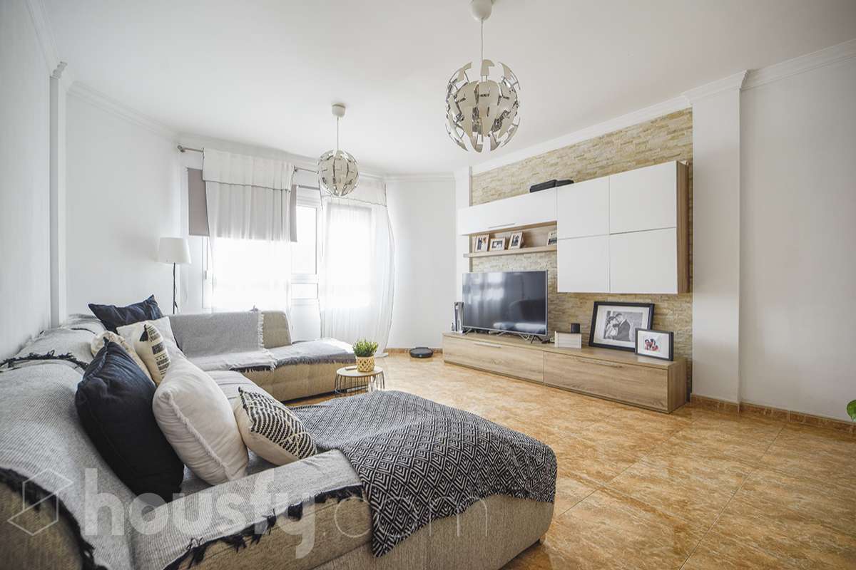Piso en venta en Calle el Timple, Vecindario-Paredilla-Sardina, Santa Lucía de Tirajana