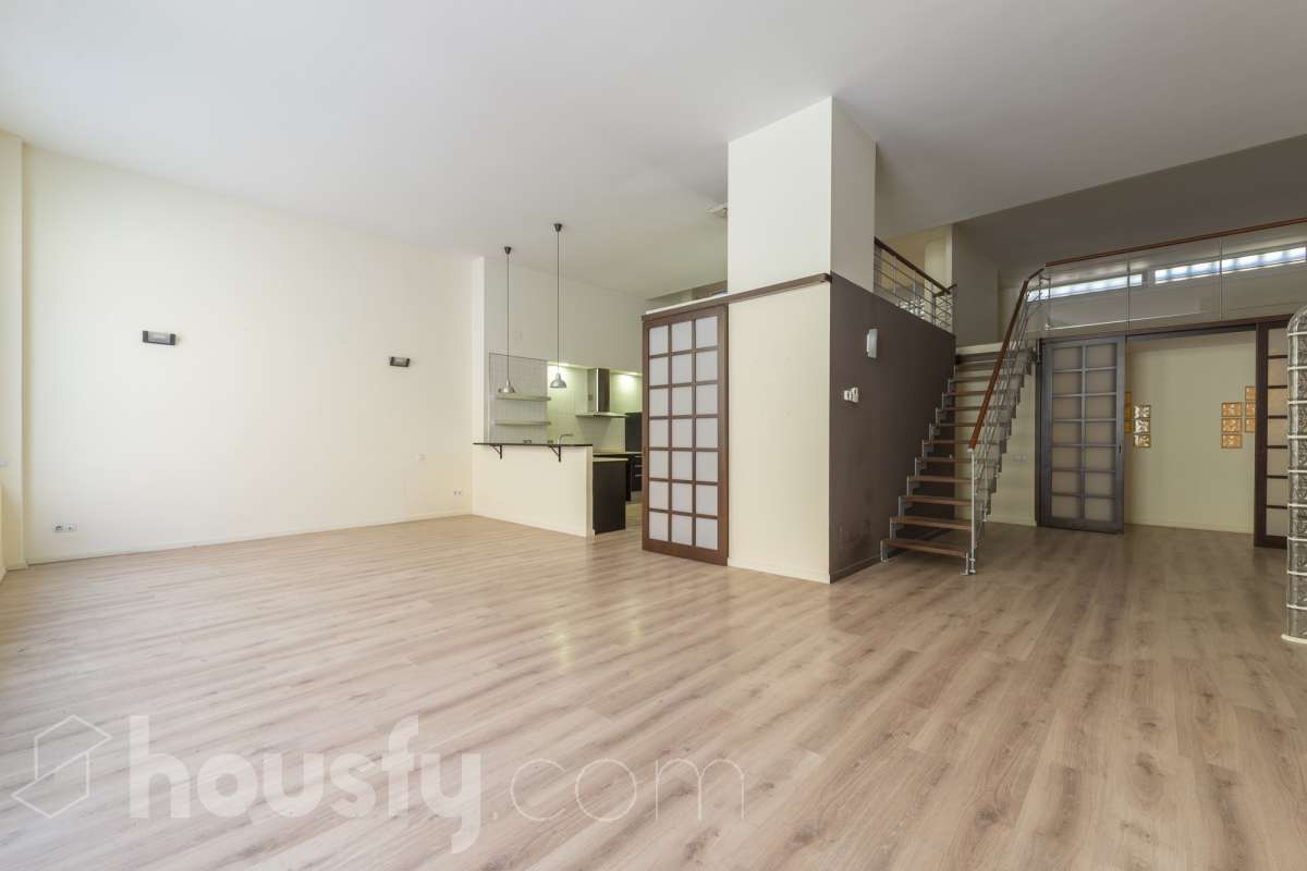 Bajo en alquiler en Carrer de Lleida, Marianao, Sant Boi de Llobregat