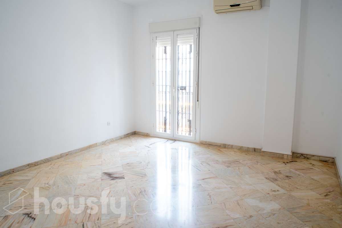 Piso en alquiler en Calle Ortiz de Zúñiga, Centro, Sevilla