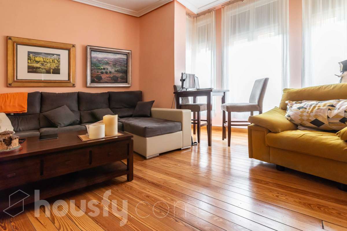 Piso en venta en Calle Valentín Calderón, Centro, Palencia