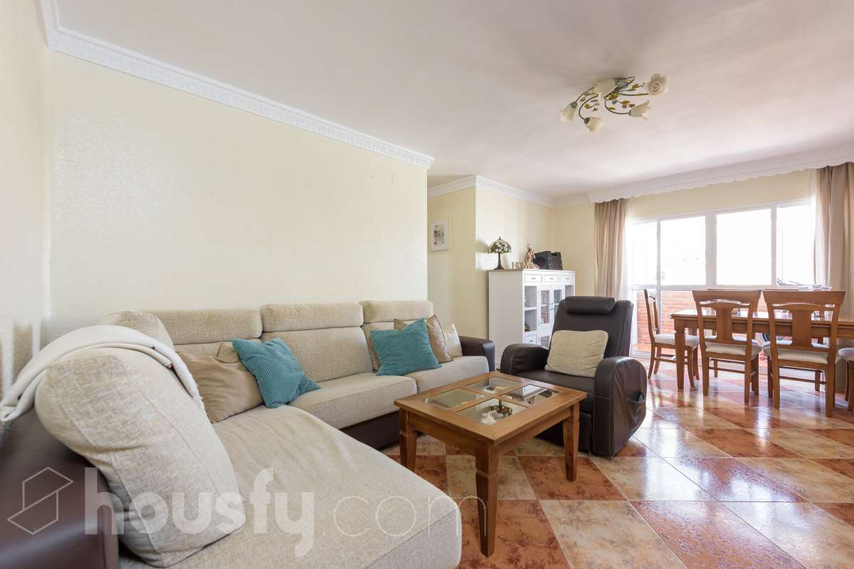 Piso en venta en Calle Calañas, Carretera de Cádiz, Málaga