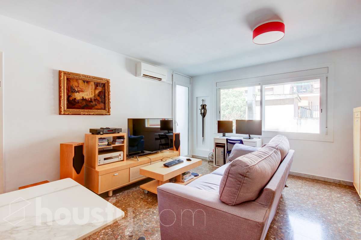 Piso en venta en Travessera de Dalt, Gràcia, Barcelona