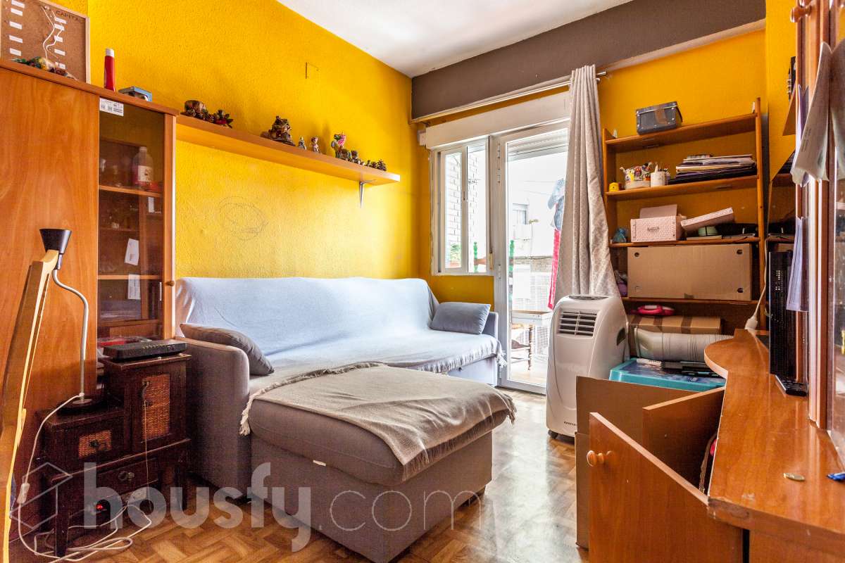 Piso en venta en Calle Tomás Meabe, Carabanchel, Madrid