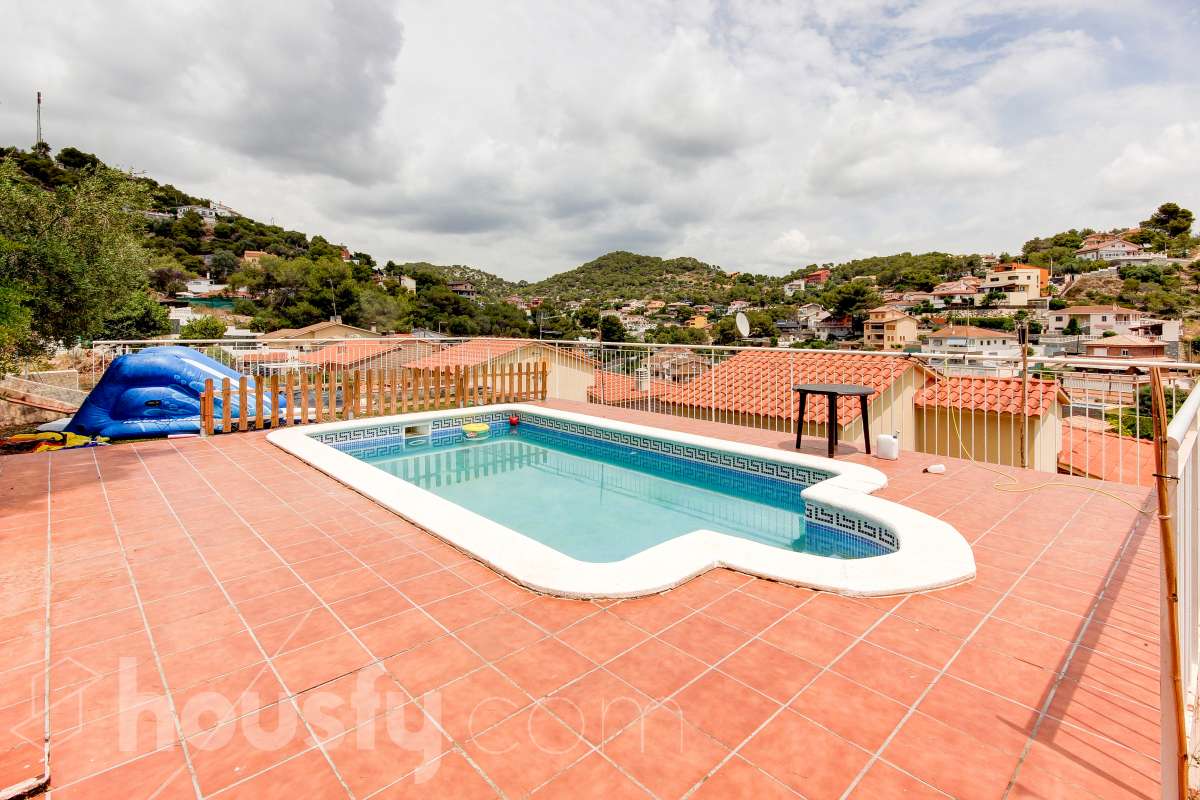 Casa en venta en Carrer Velázquez, Mas Trader-Corral D’En Tort-Corral D’En Cona, Cubelles