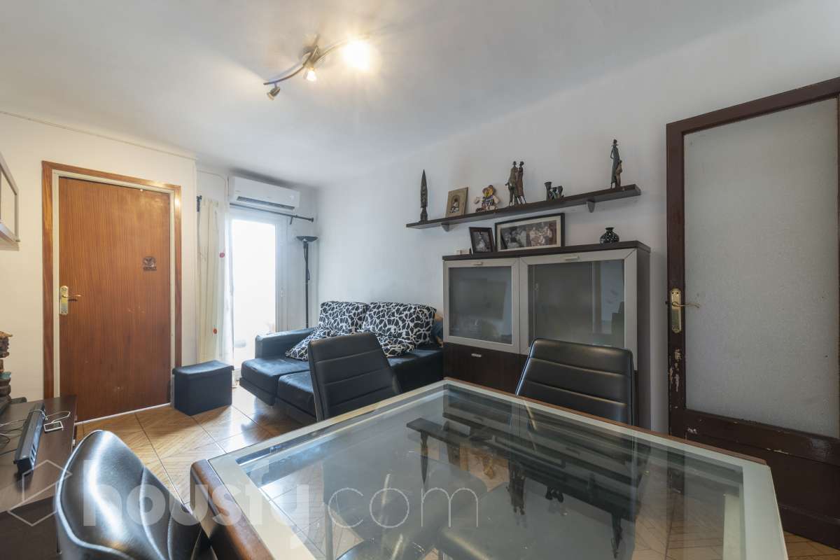 Piso en venta en Carrer d' Amadeu Vives, Can Serra - Pubilla Cases, L'Hospitalet de Llobregat