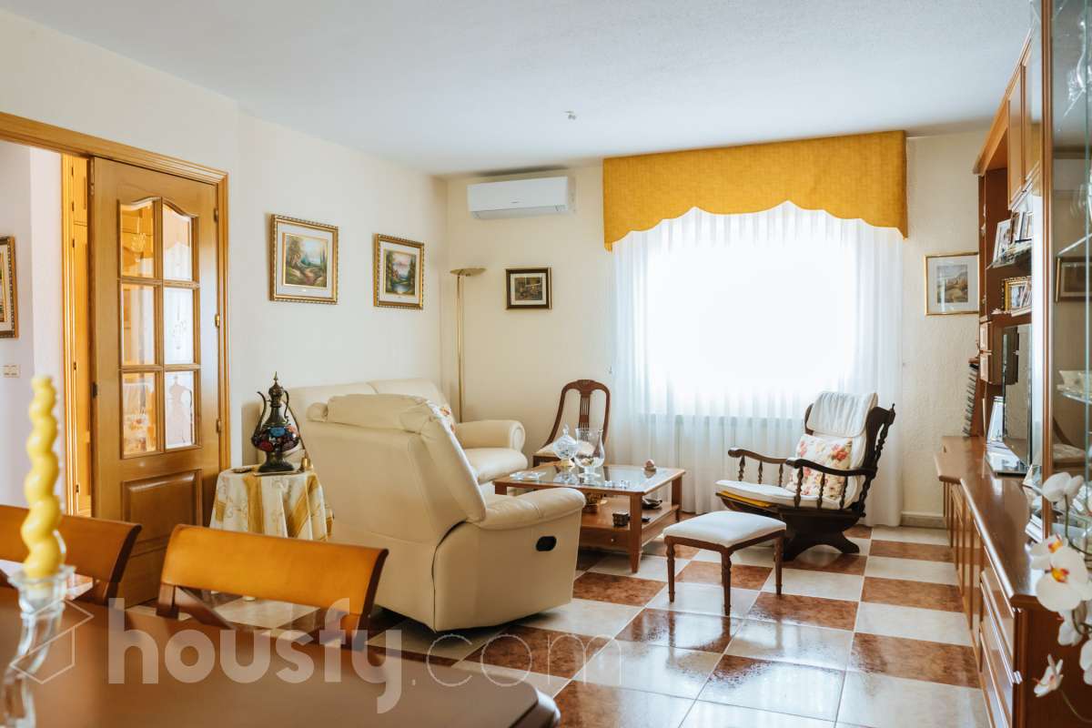 Casa en venta en Calle Vicente Espinel, Meco
