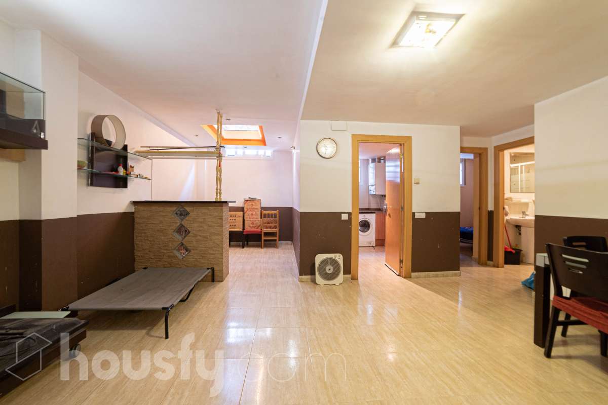Bajo en venta en Carrer del Bruc, Bufalà, Badalona