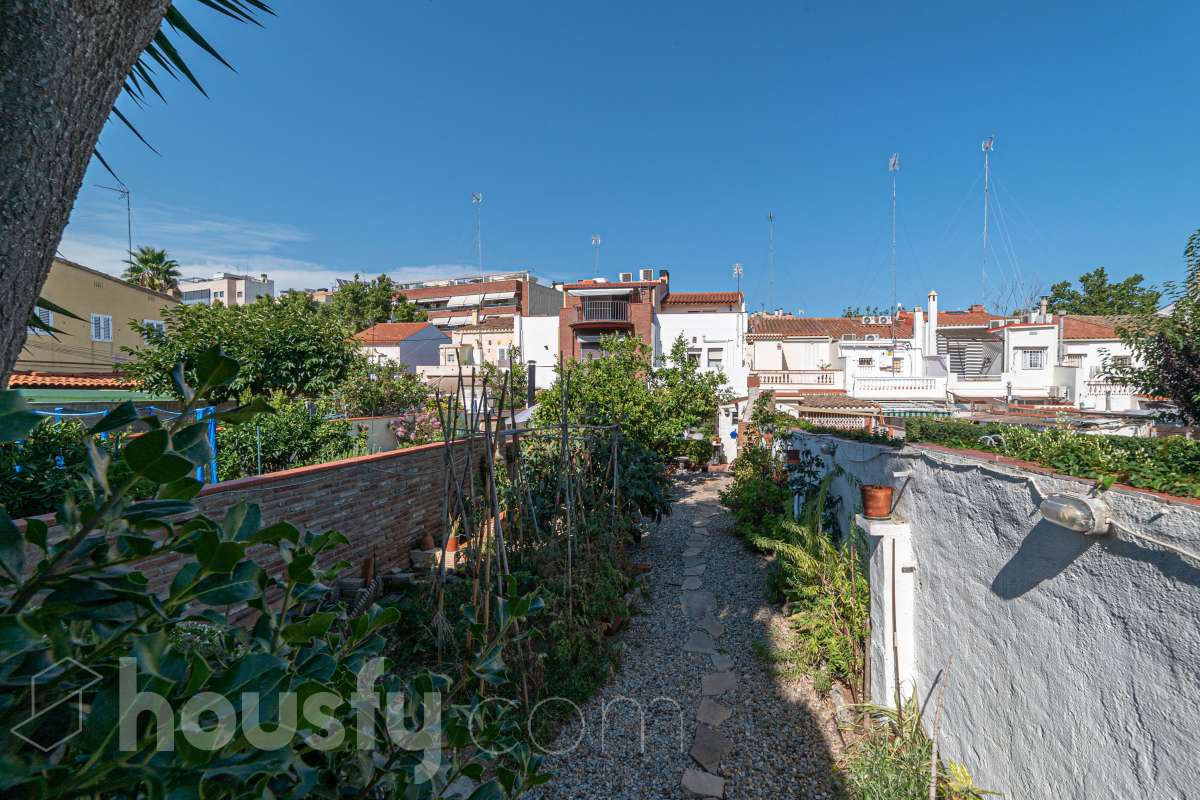 Casa en venta en Avinguda de Martí Pujol, Montigalà -Sant Crist, Badalona