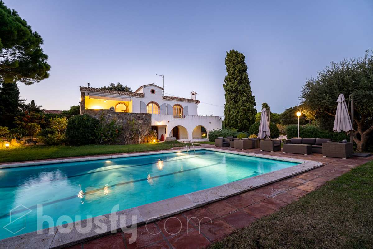 Casa en venta en Avinguda Mont-Ras, Puig Ses Forques-Torre Colomina, Calonge