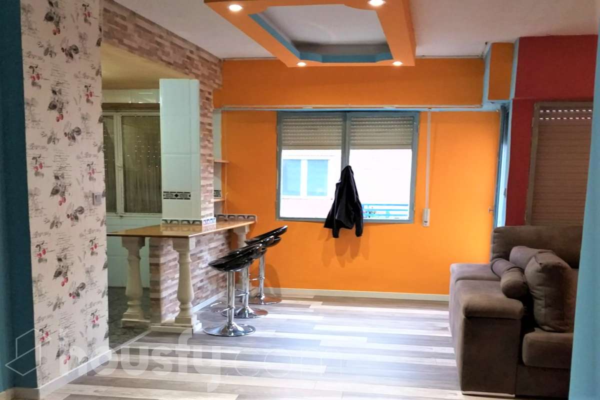 Piso en venta en Calle Carlos III, Yecla