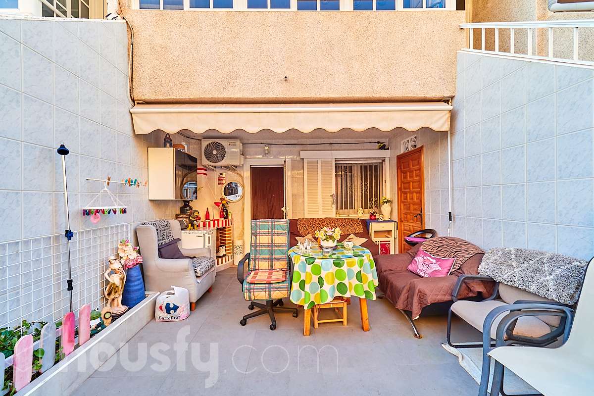 Piso en venta en Calle Maestro Quino, El Acequión - Los Náufragos, Torrevieja
