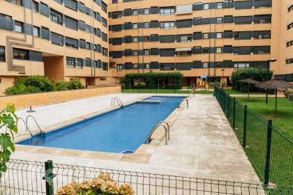 Pisos en venta en el barrio de Rejas