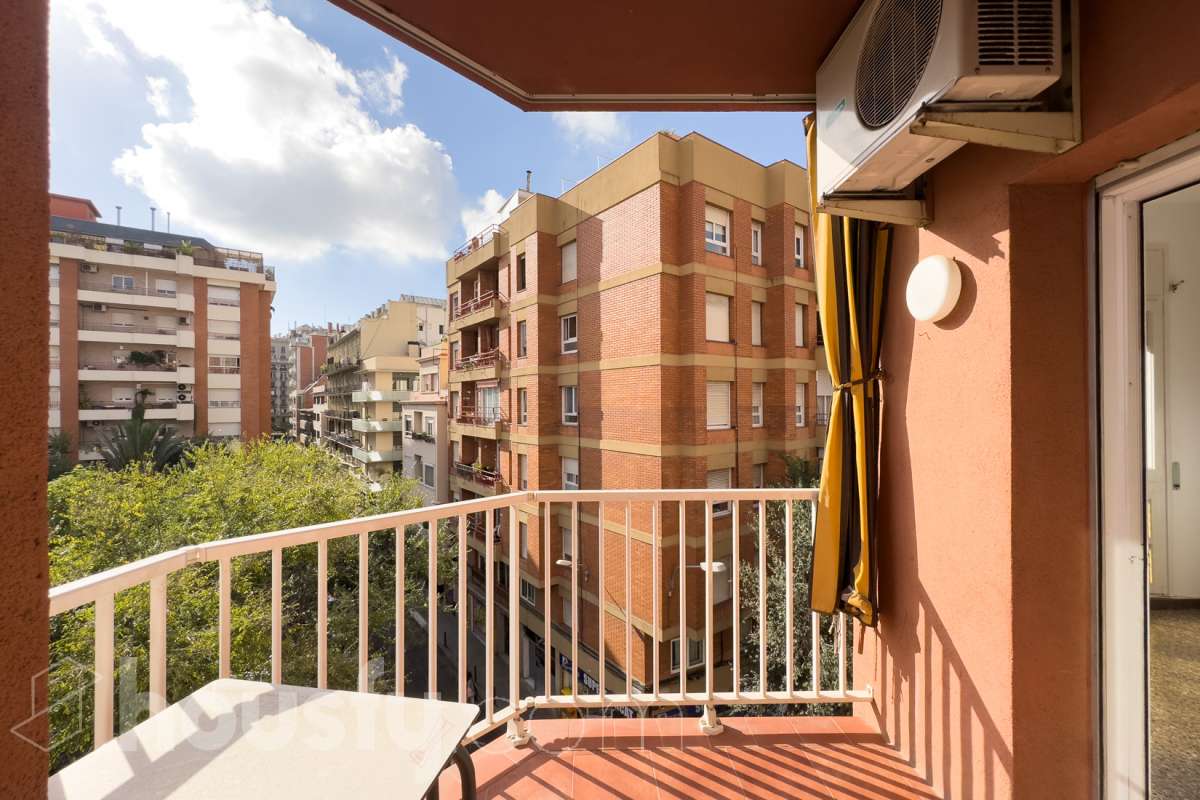 Piso en venta en Carretera de la Bordeta, Sants-Montjuïc, Barcelona