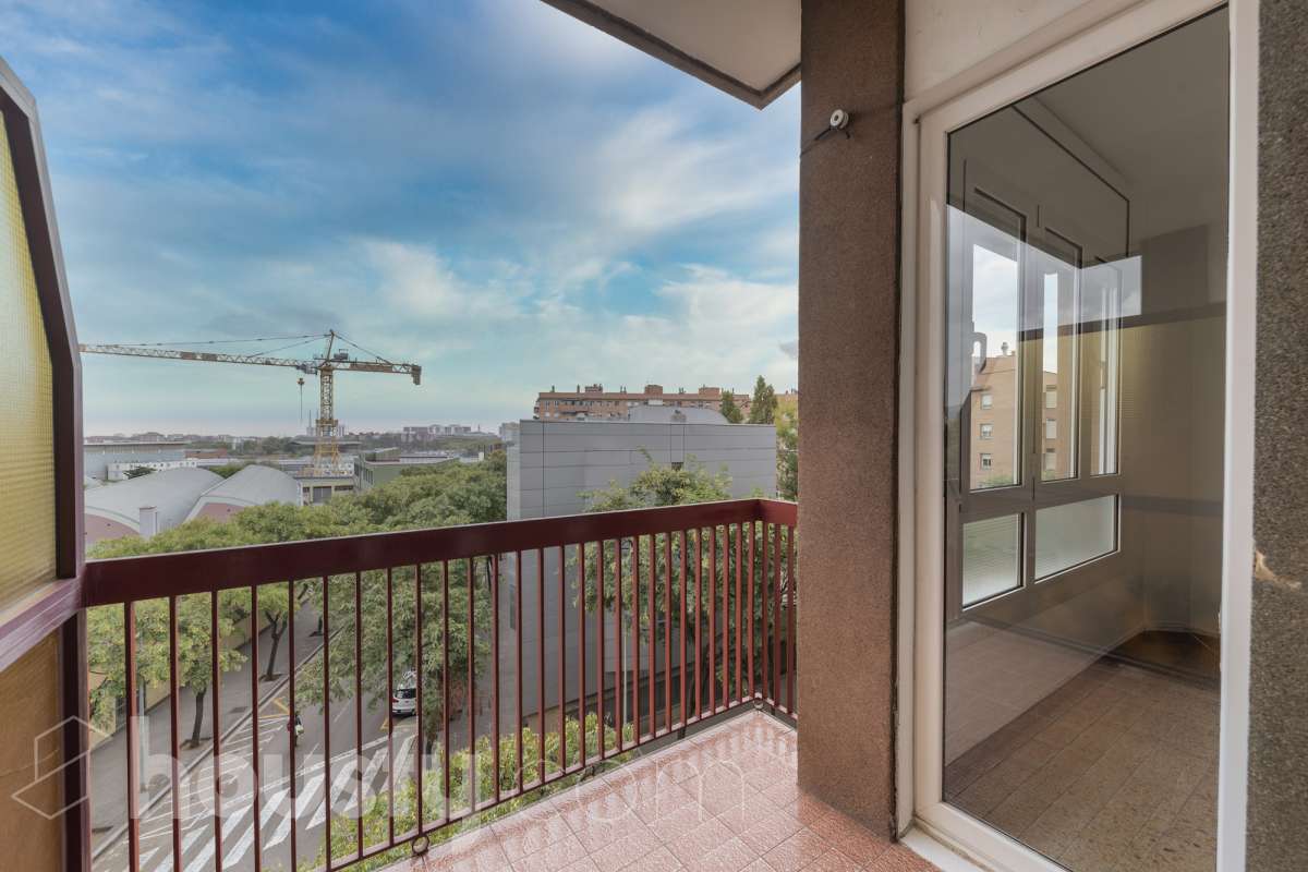 Piso en venta en CL BERENGUER DE PALOU, Sant Andreu, Barcelona