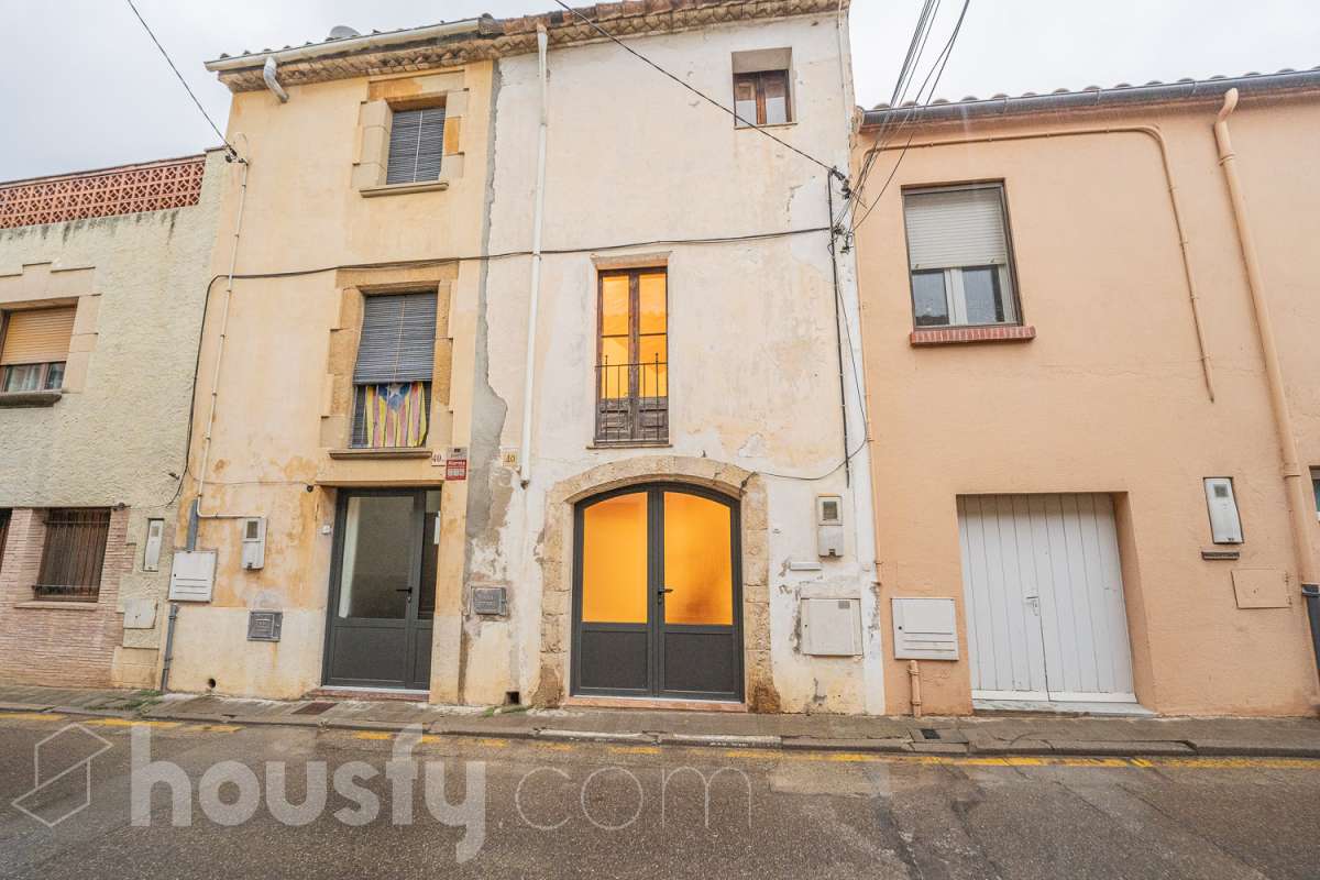Casa en venta en Carrer del Pont, La Bisbal d'Empordà