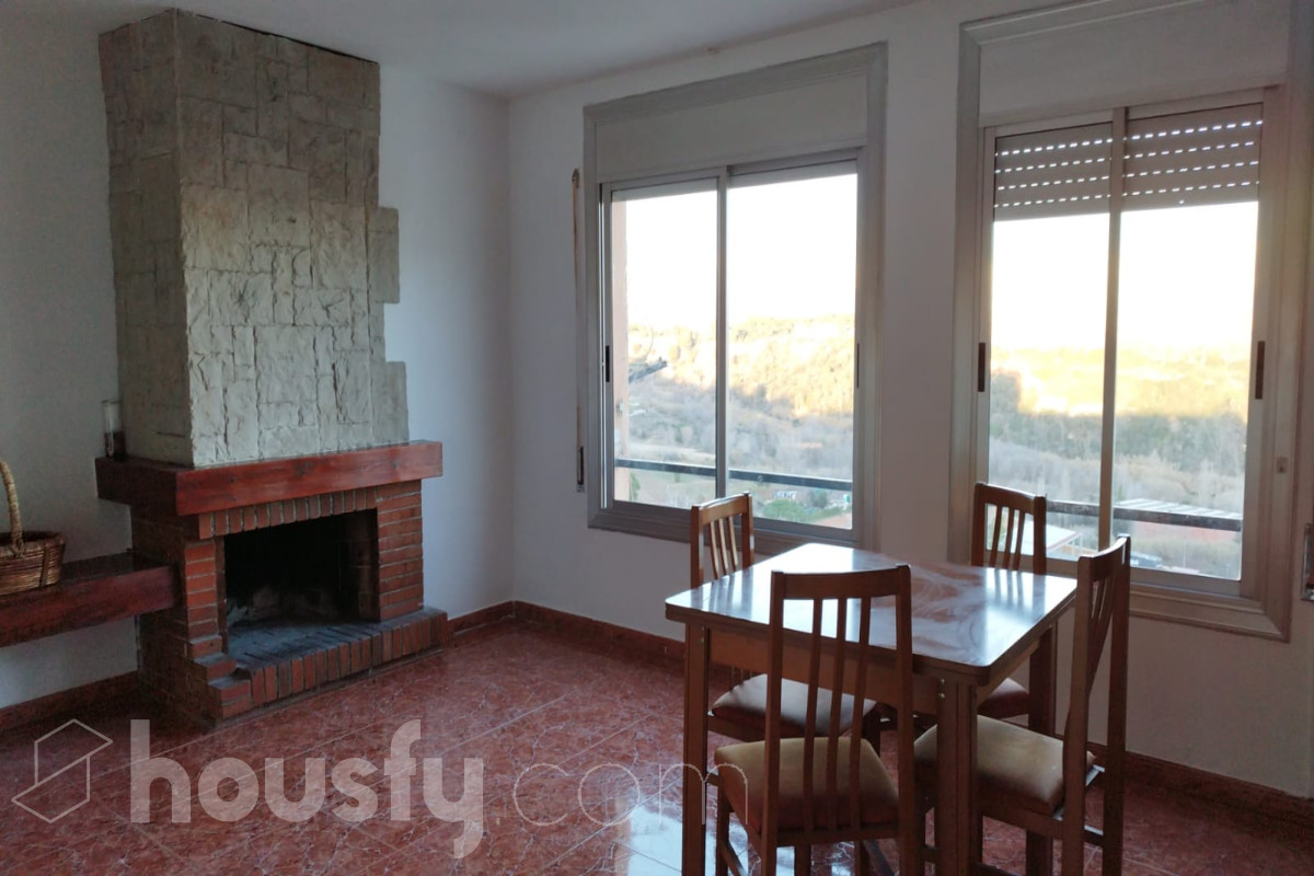 Piso en venta en ILLA AUREA, La Creu de Barberà - Avinguda - Eixample, Sabadell
