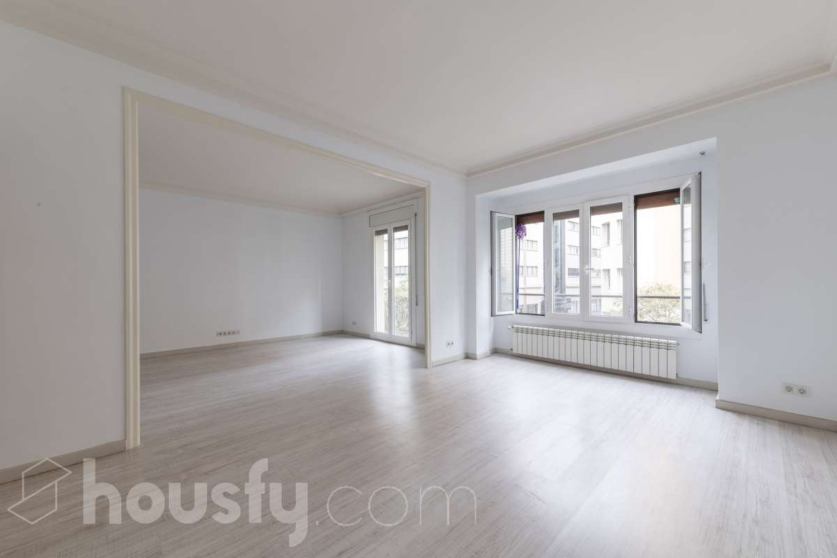 Piso en venta en Carrer de Muntaner, Sarrià-Sant Gervasi, Barcelona
