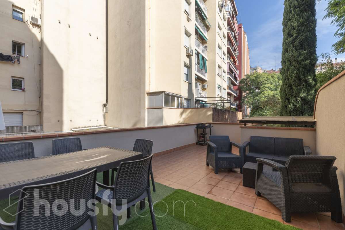 Piso en venta en Carrer de Benavent, Les Corts, Barcelona