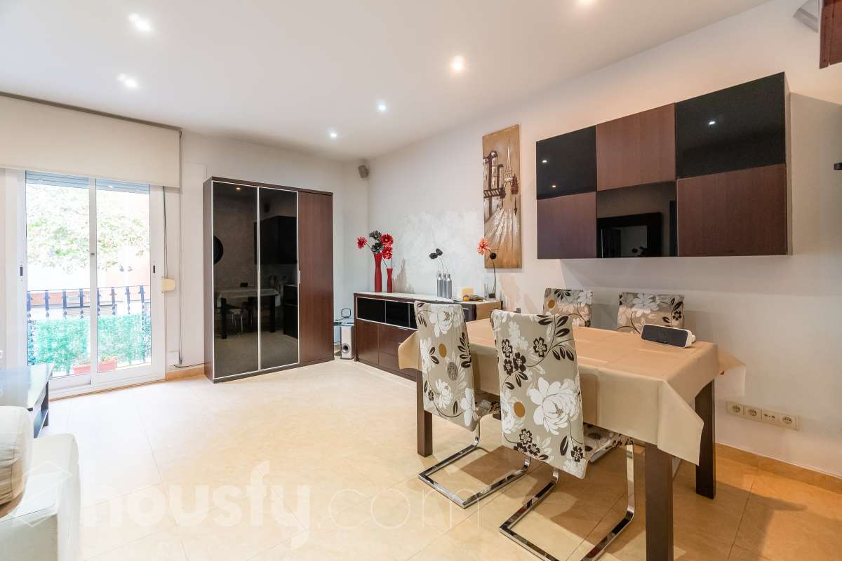 Piso en venta en Carrer de Buenos Aires, Santa Eulàlia, L'Hospitalet de Llobregat