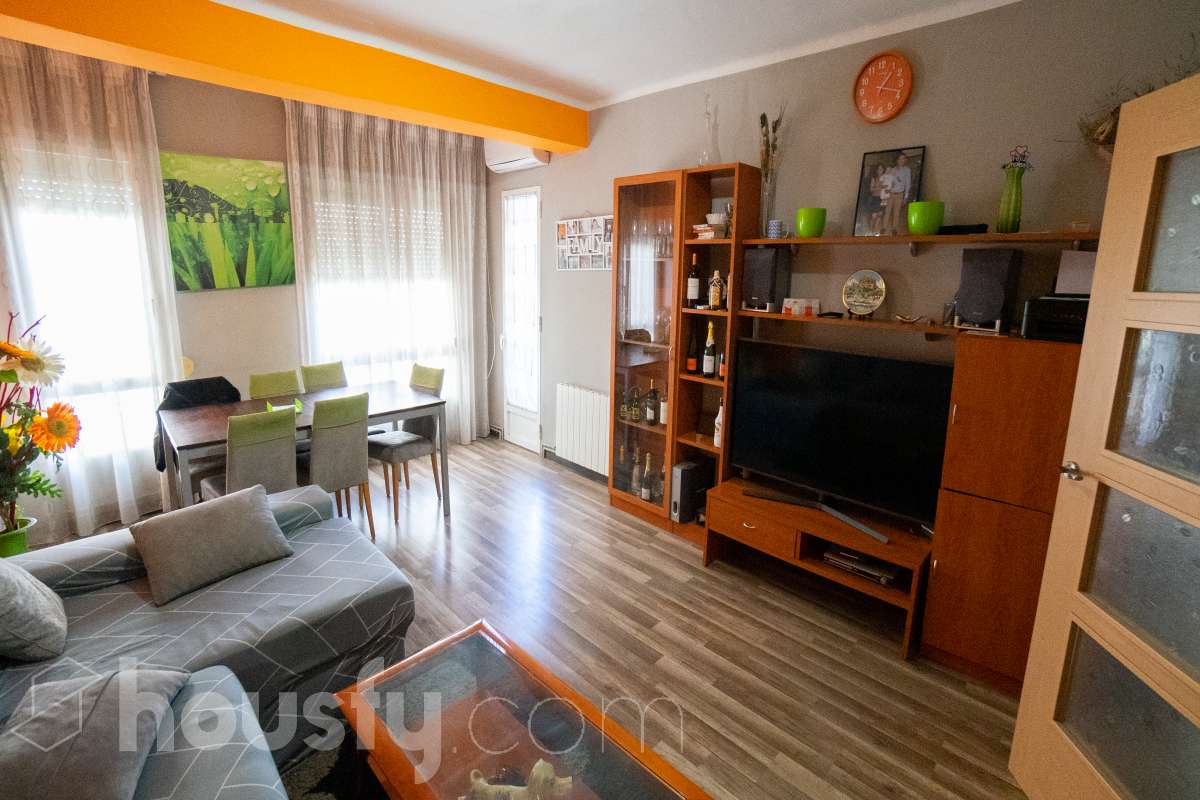 Piso en venta en Carrer del Bisbe Messeguer, Universitat - Instituts, Lleida