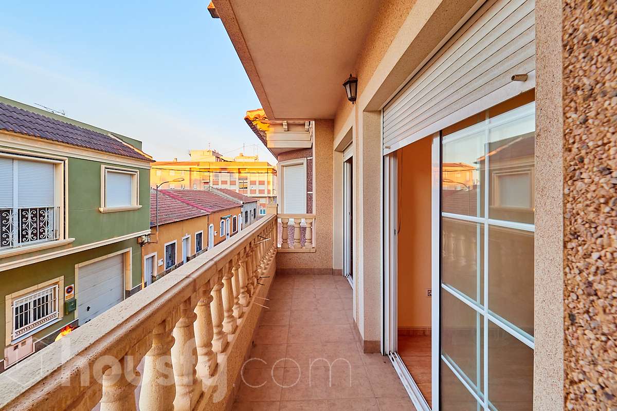 Piso en venta en Calle Miguel Hernández, Benejuzar