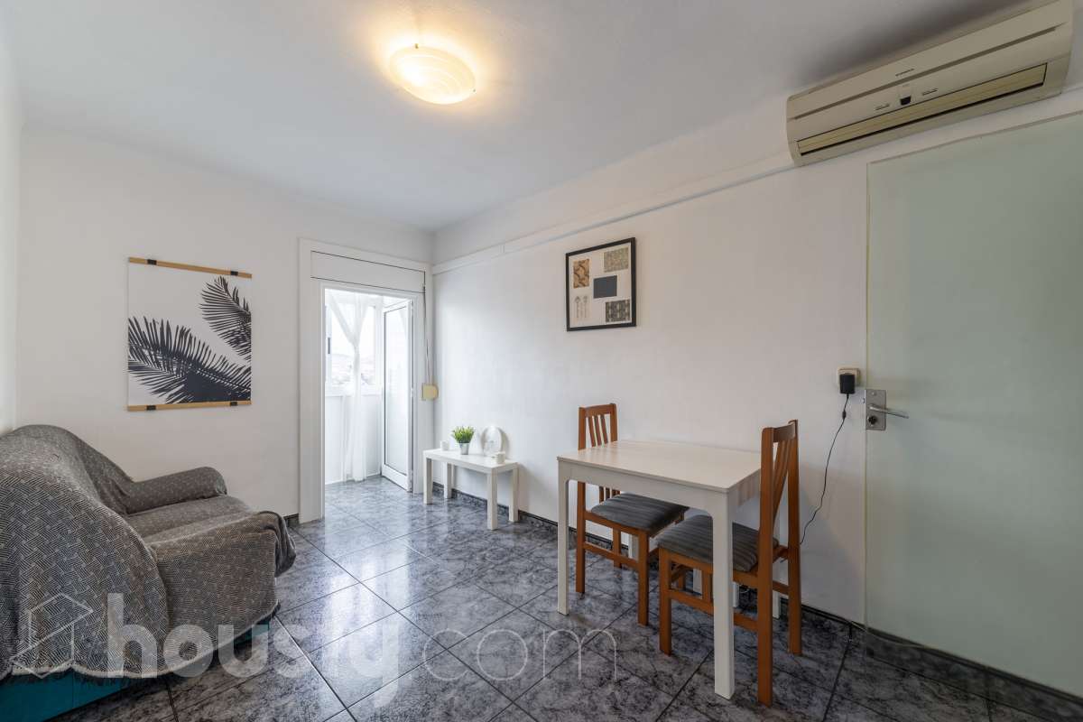 Piso en venta en Carrer de Santiago Rusiñol, Singuerlín, Santa Coloma de Gramenet