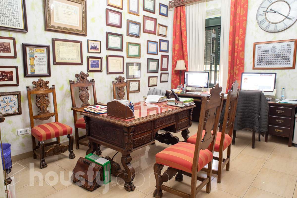 Bajo en venta en Calle Marqués del Nervión, Nervión, Sevilla