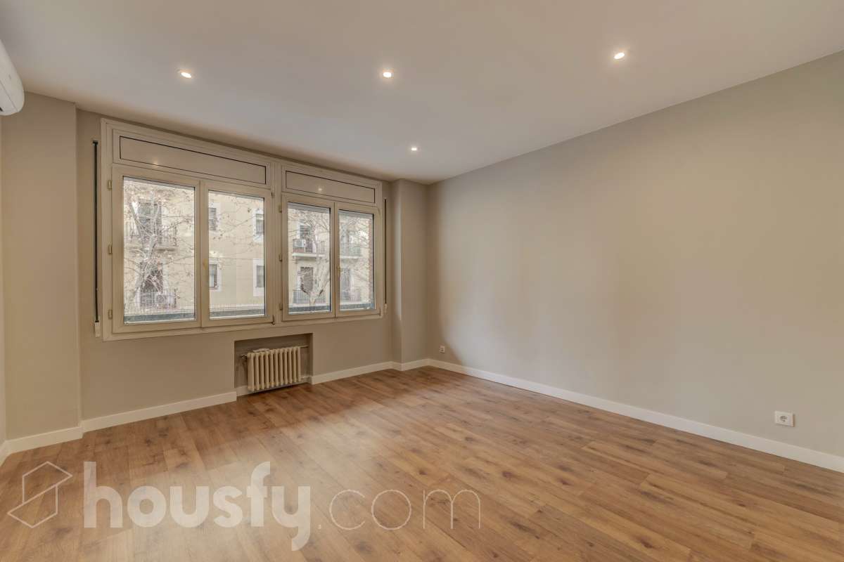 Piso en venta en Carrer del Rosselló, Eixample, Barcelona