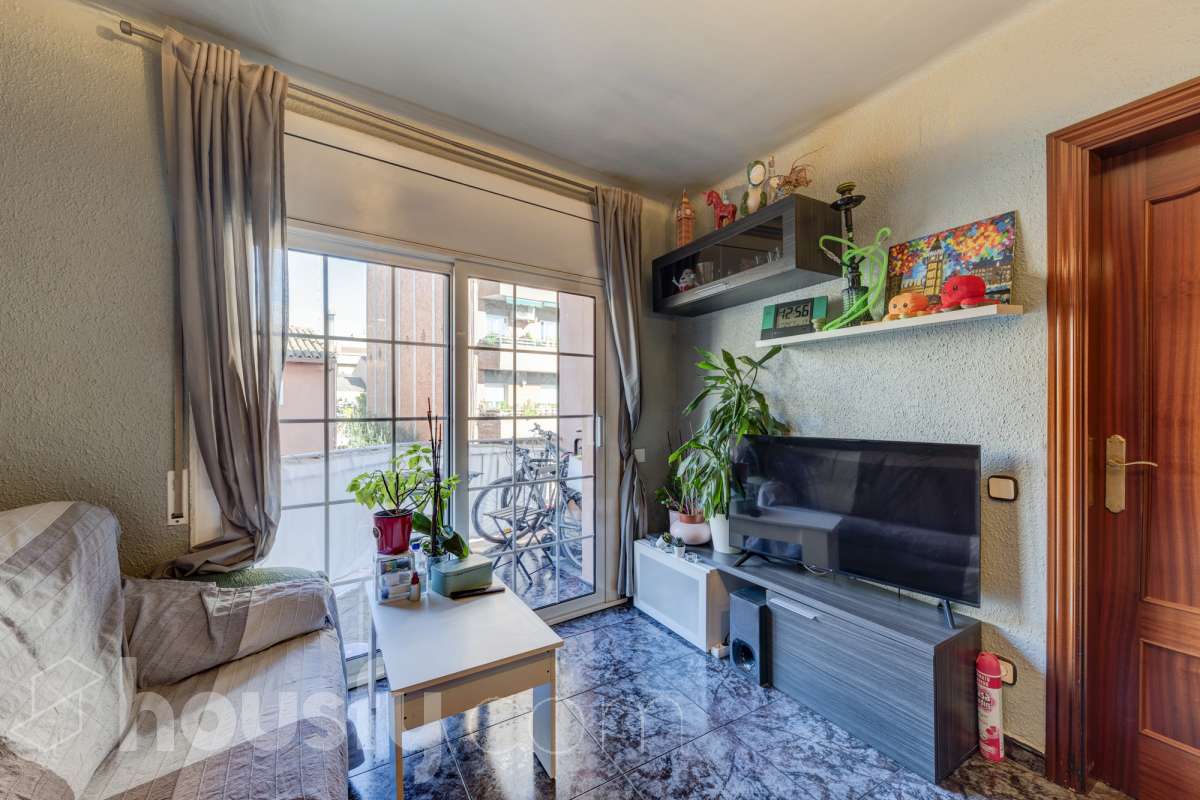 Piso en venta en Rambla de Sant Jordi, Centre, Ripollet