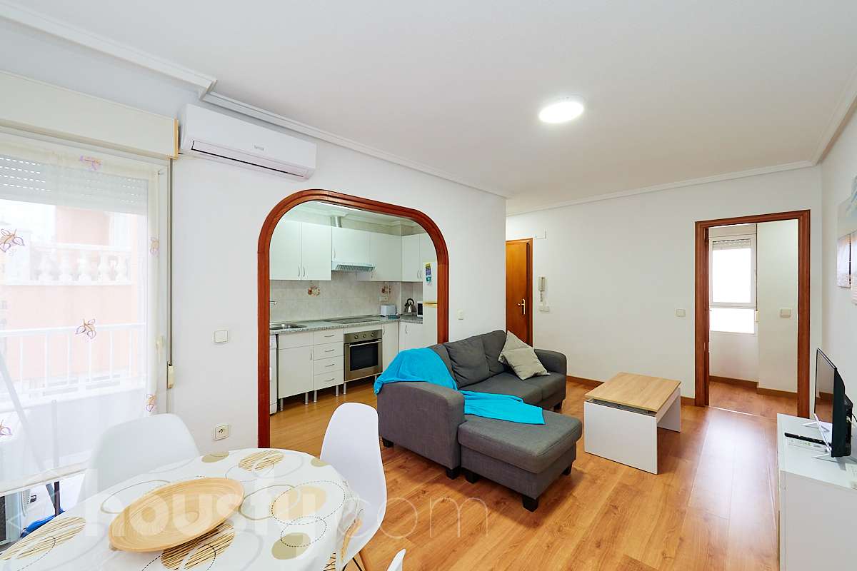 Piso en venta en CL MAR DEL, Playa del Cura, Torrevieja