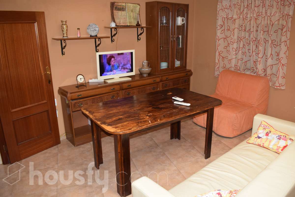 Casa en venta en Calle Encantada, Centro, Puertollano