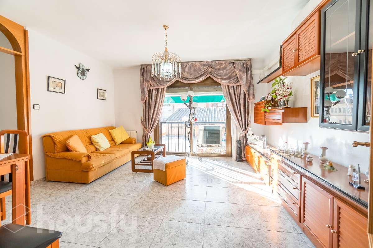 Piso en venta en Plaça de Treball, Llevant, Terrassa
