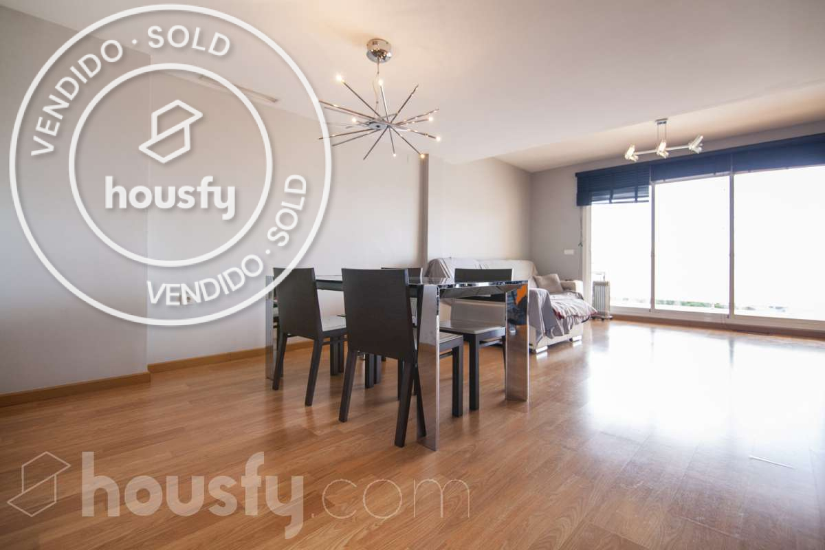 Duplex vendido en Carrer Vicent Andrés Estellés, Monserrat