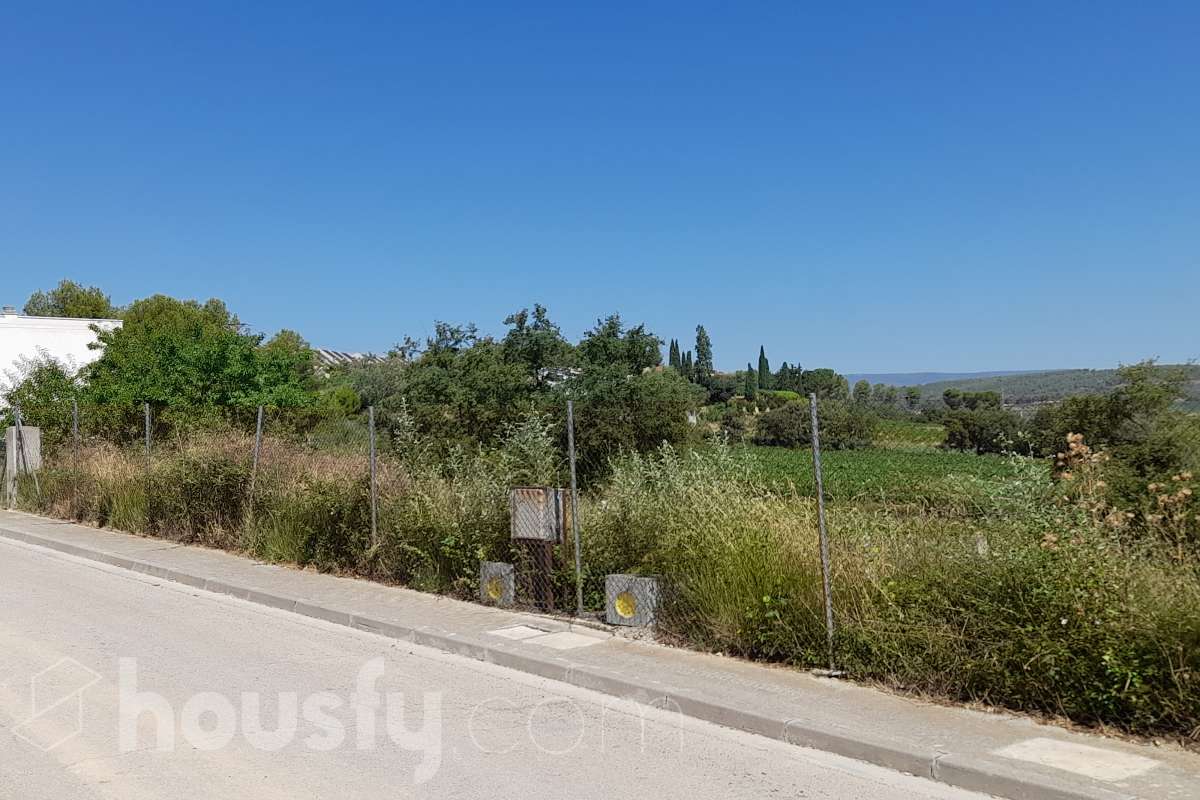 Oportunidad parcela en Pla de Cavalls-23