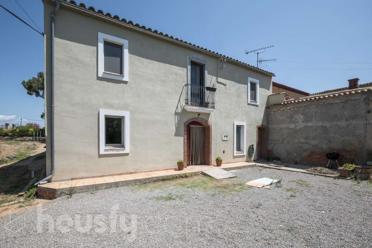Fantástica casa en Font-Rubí-44