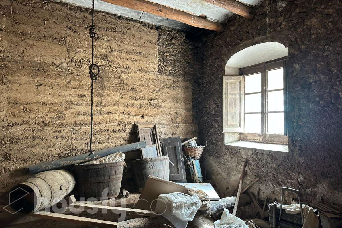 Encantadora casa en Torrelles de Foix-14