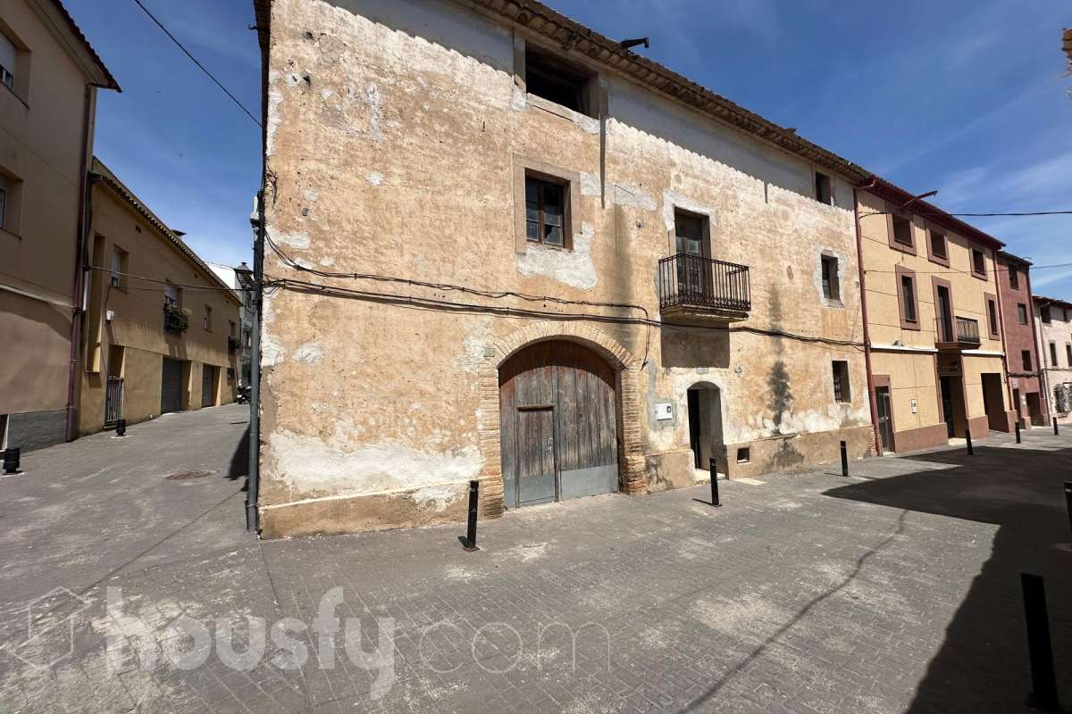 Encantadora casa en Torrelles de Foix-12