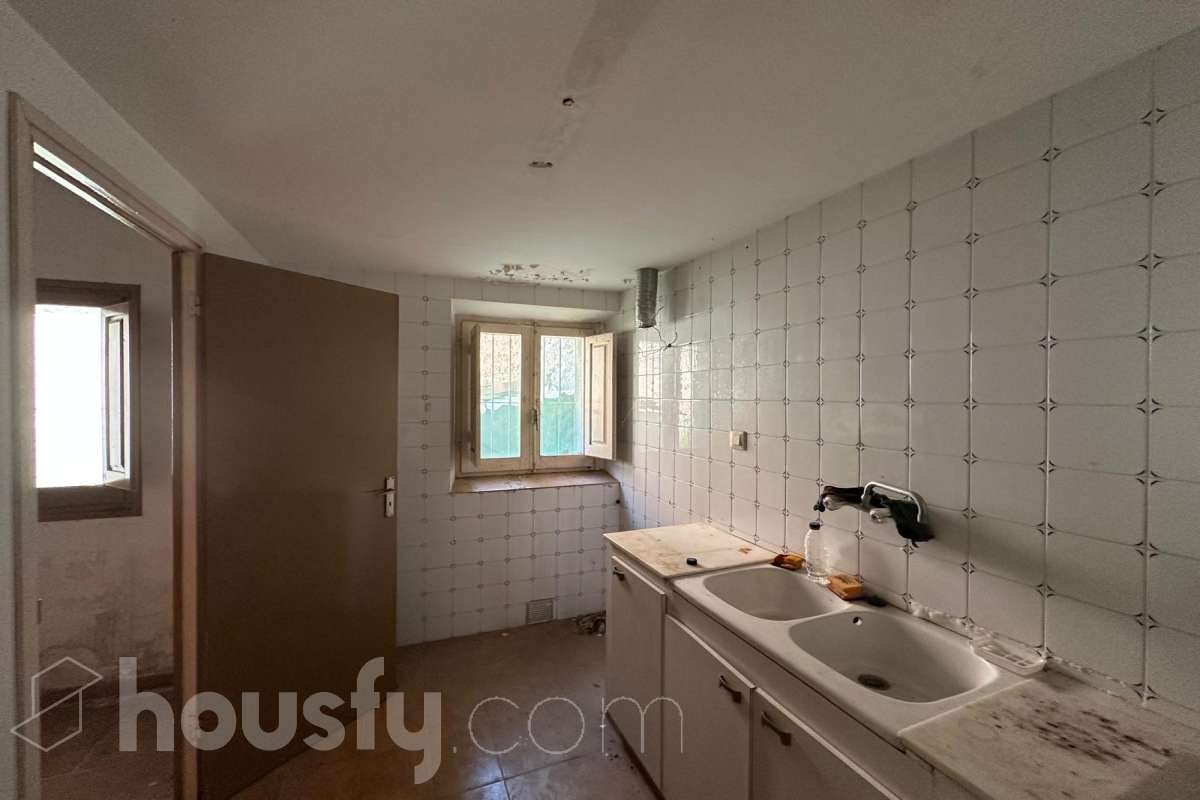 Encantadora casa en Torrelles de Foix-17