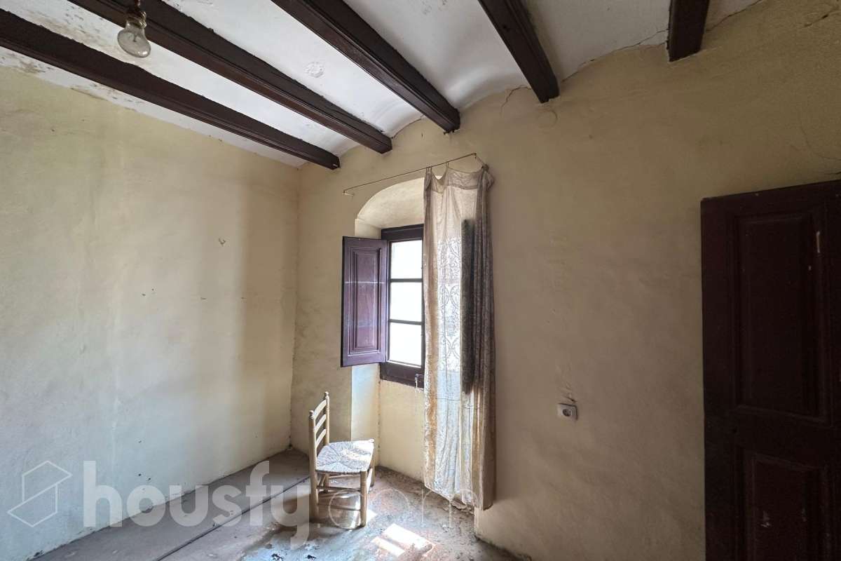 Encantadora casa en Torrelles de Foix-10