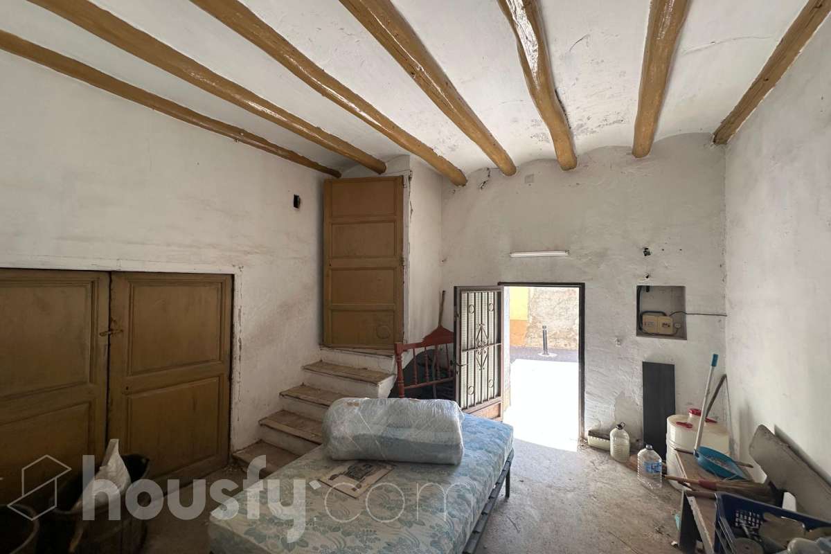 Encantadora casa en Torrelles de Foix-16