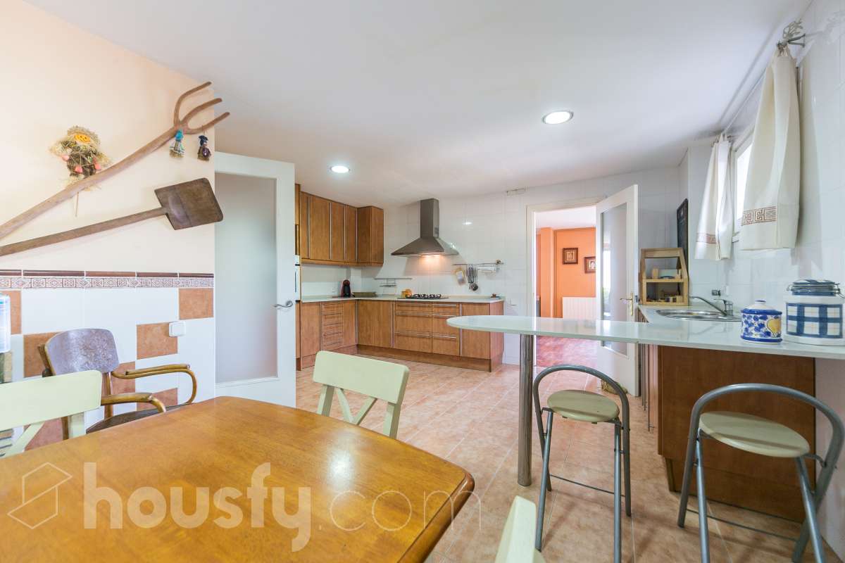 Perfecta casa en La Llacuna-15