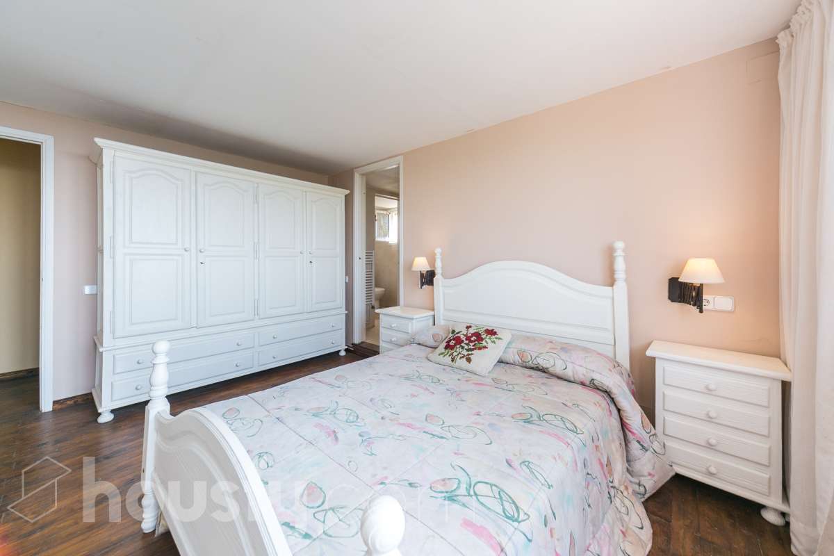 Perfecta casa en La Llacuna-11