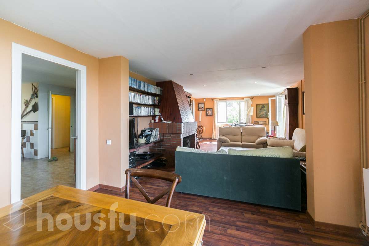Perfecta casa en La Llacuna-23