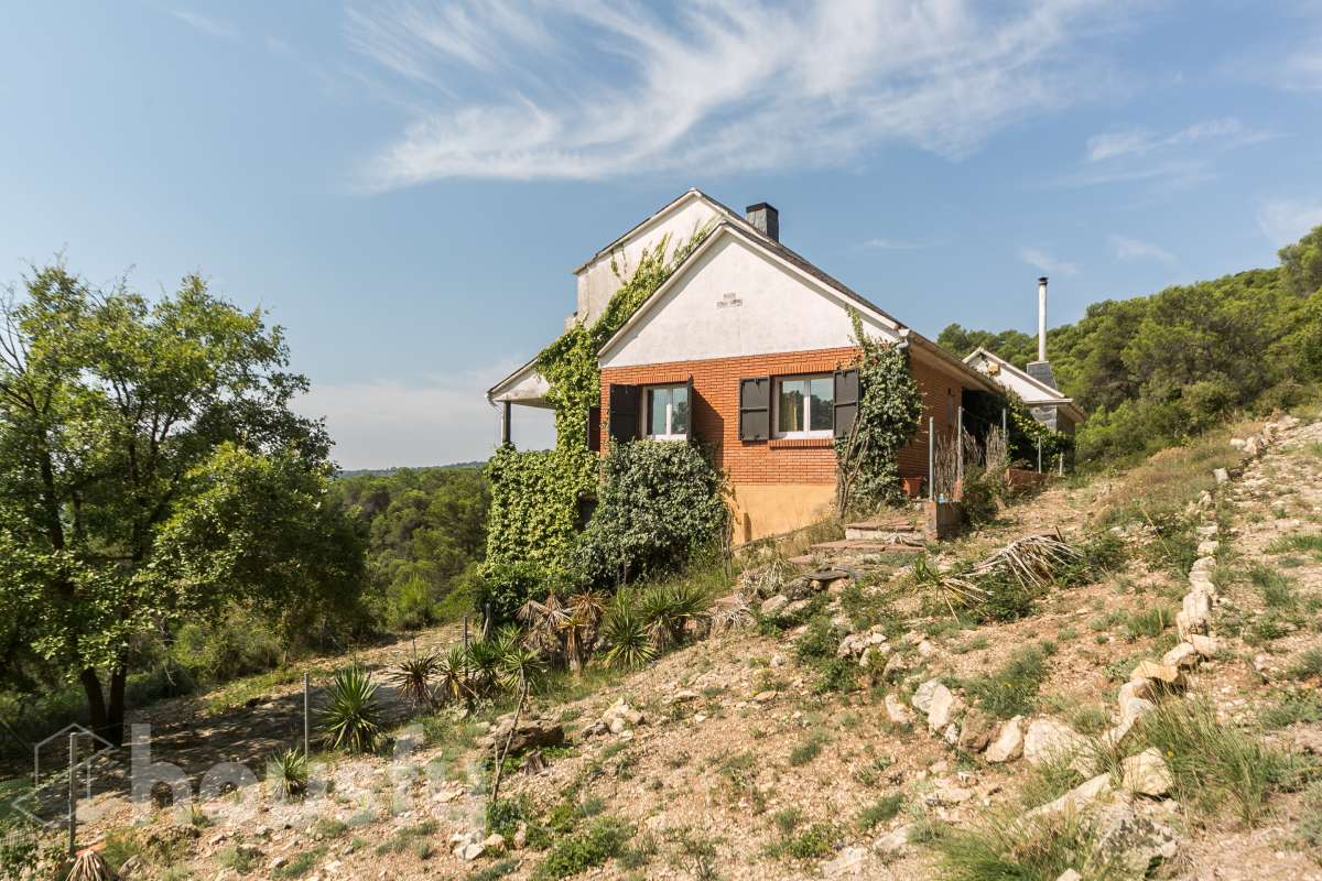 Perfecta casa en La Llacuna-30